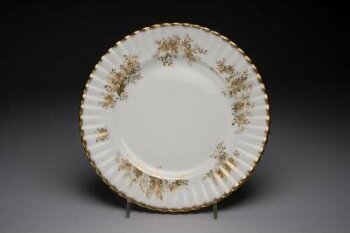 Antoinette' Dinner Plate