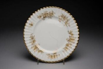 Antoinette' Dinner Plate