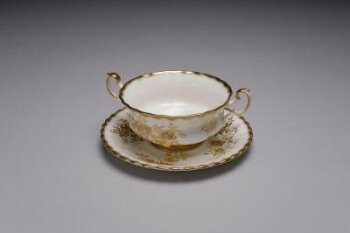 Antoinette' Soup bowl and saucer