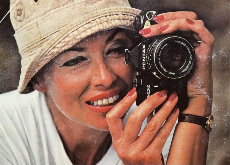 La femme, la photo et Pentax