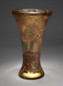 Vase thumbnail 1