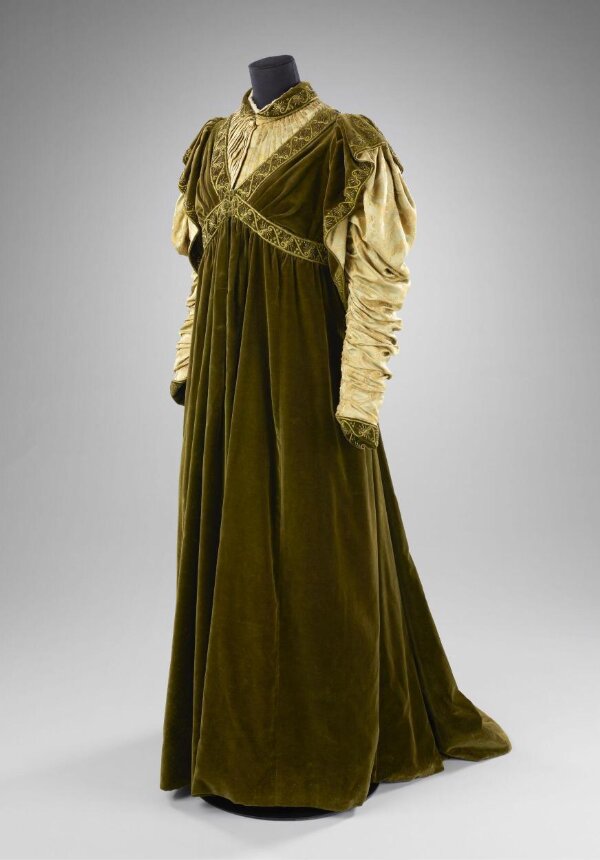 『V&A Pattern: Liberty & Co.』 Furnishing Fabric | V&A Explore The Collections