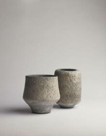 Vase thumbnail 1