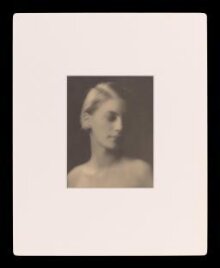 Lee Miller thumbnail 1