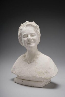 Bust, Josiah Wedgwood and Sons, 1982