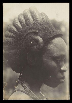 Hairdressing as a Work of Art