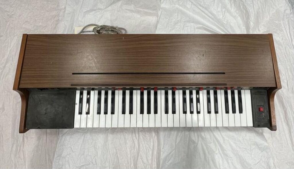 ARP String Synthesizer