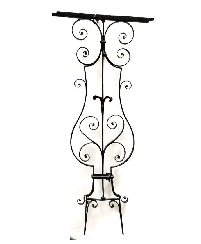 Baluster — 1700-1750