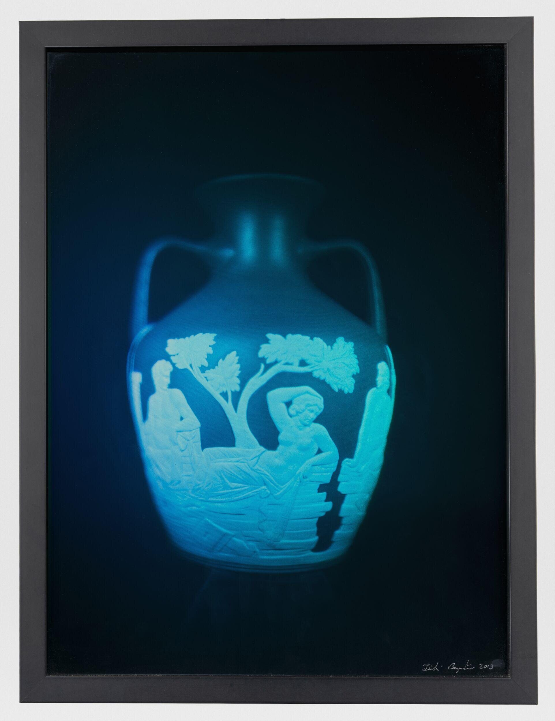 'Portland Vase' hologram