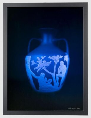 'Portland Vase' hologram