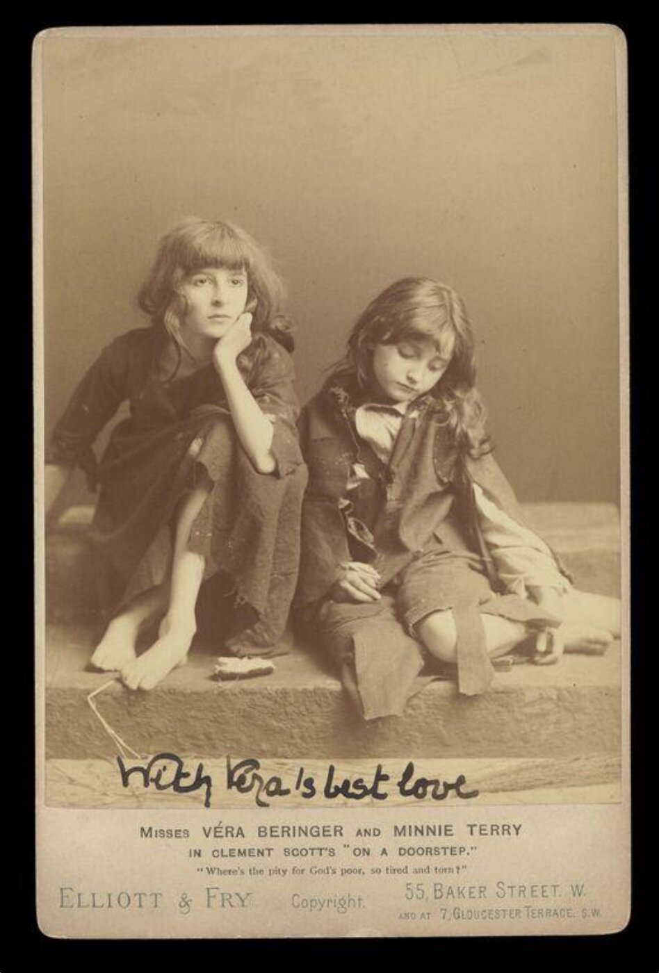 Elliott & Fry, Portrait of Vera Beringer and Minnie Terry