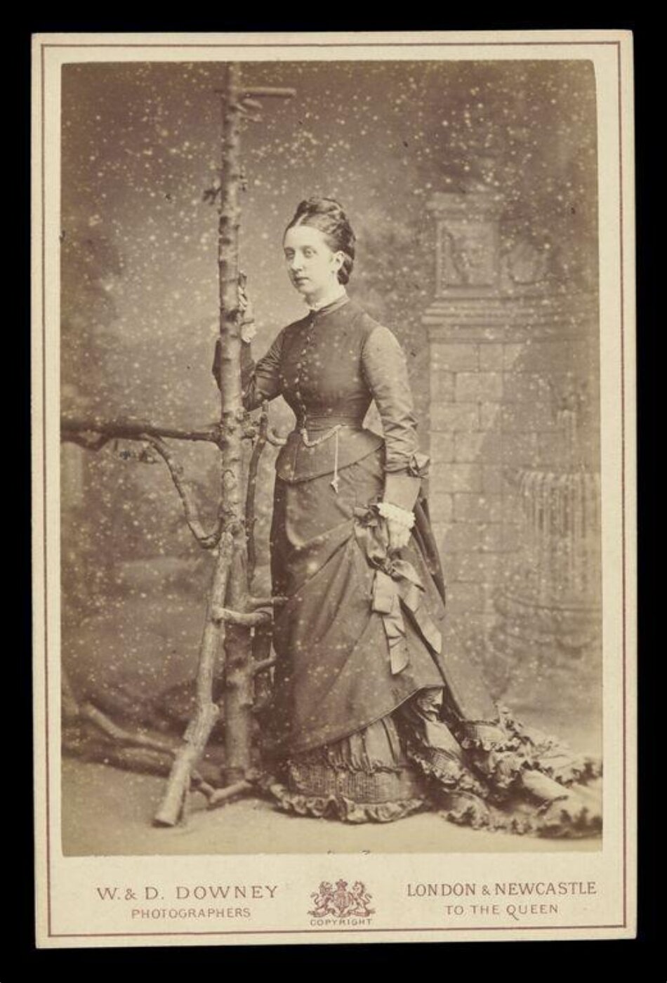 W. & D. Downey, Portrait of a woman