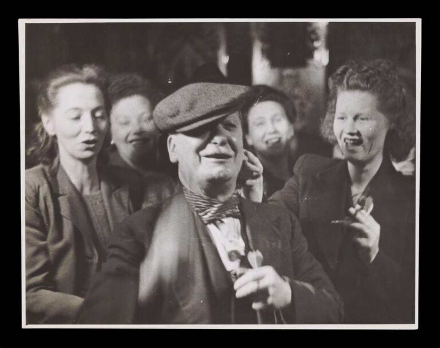 Hardy, Bert, The 'Crown' Celebrates