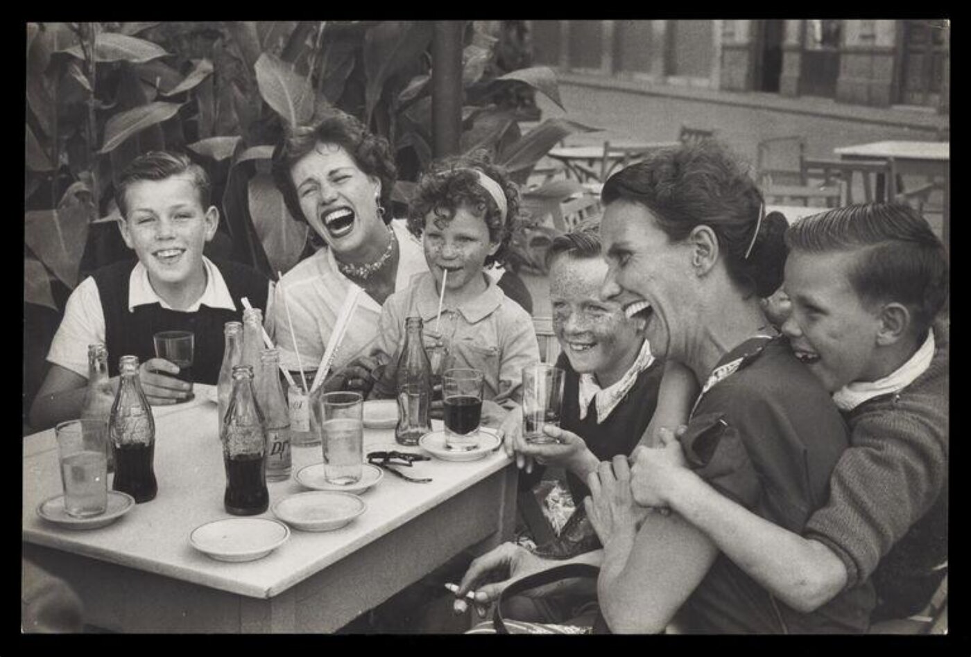 Hardy, Bert, Five children stow away, sail 10,000 miles, to each A MOTHER'S ARMS