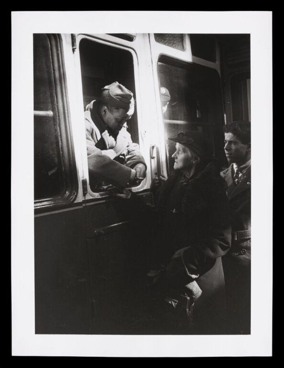 Hardy, Bert, WAR-TIME TERMINUS