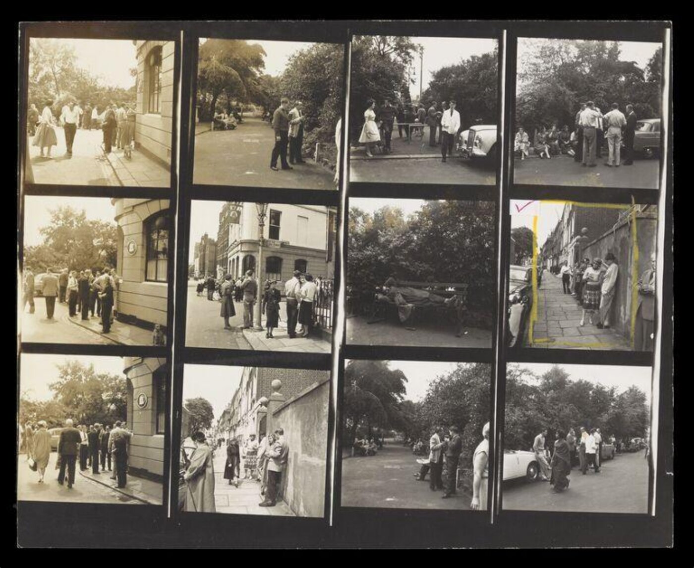 Hardy, Bert, Contact sheet - Chelsea