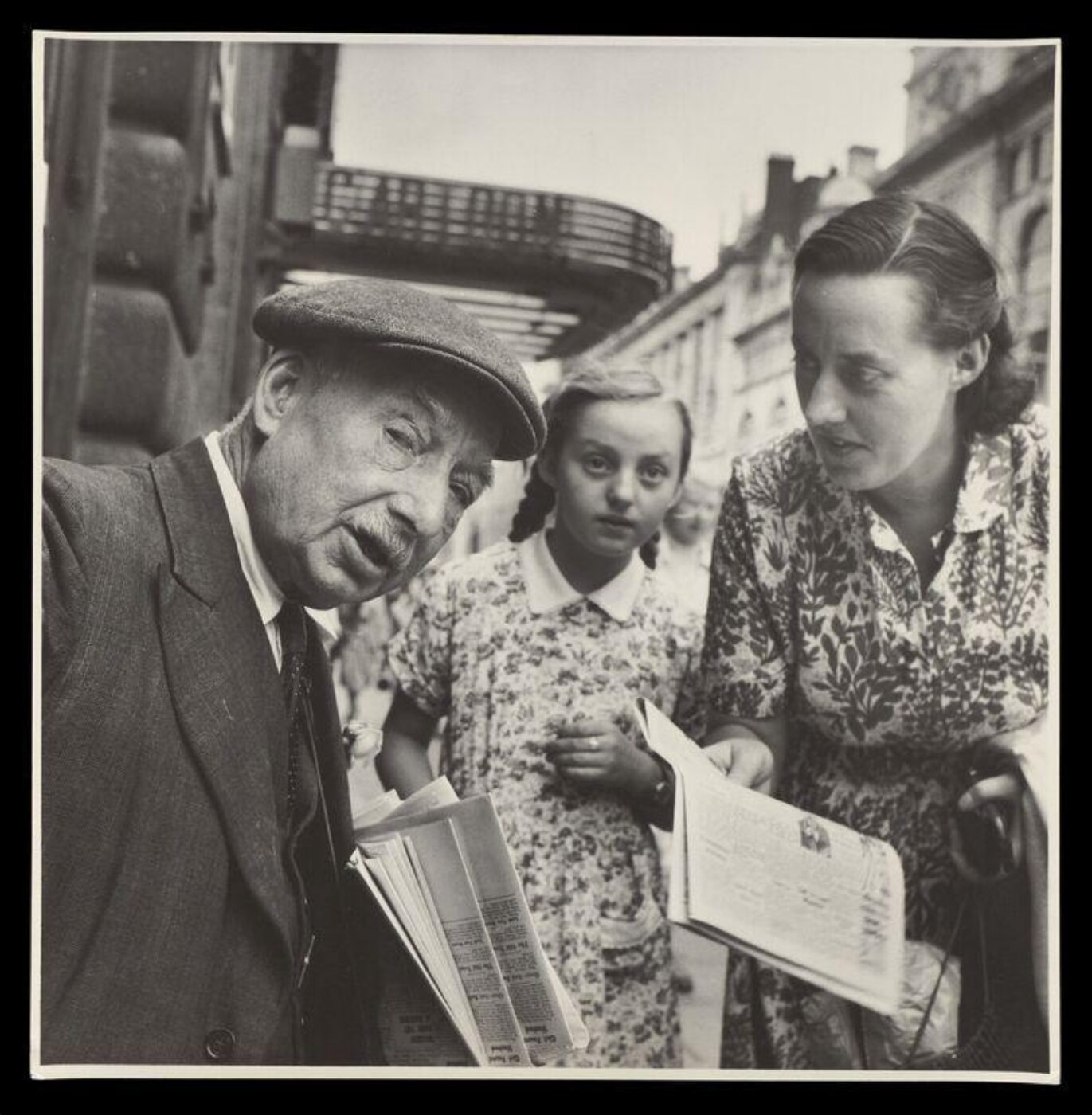 Hardy, Bert, What Makes Piccadilly?
