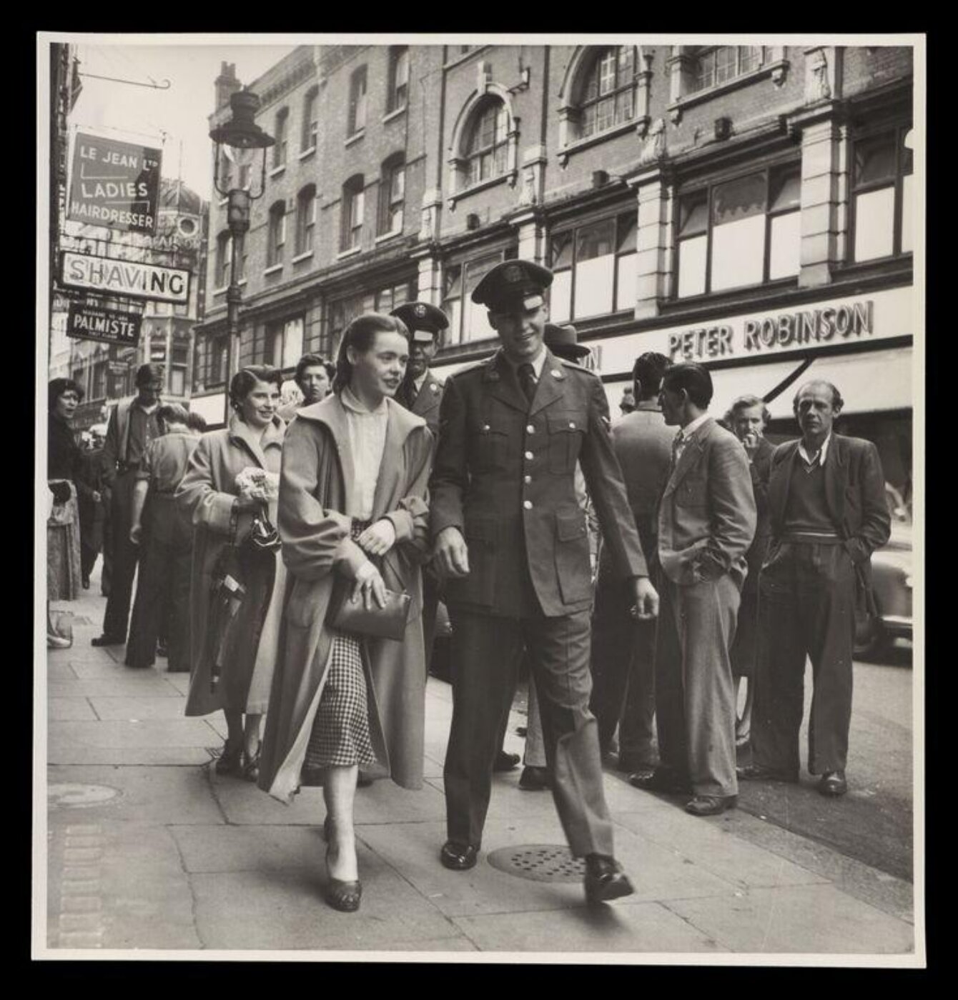 Hardy, Bert, What Makes Piccadilly?