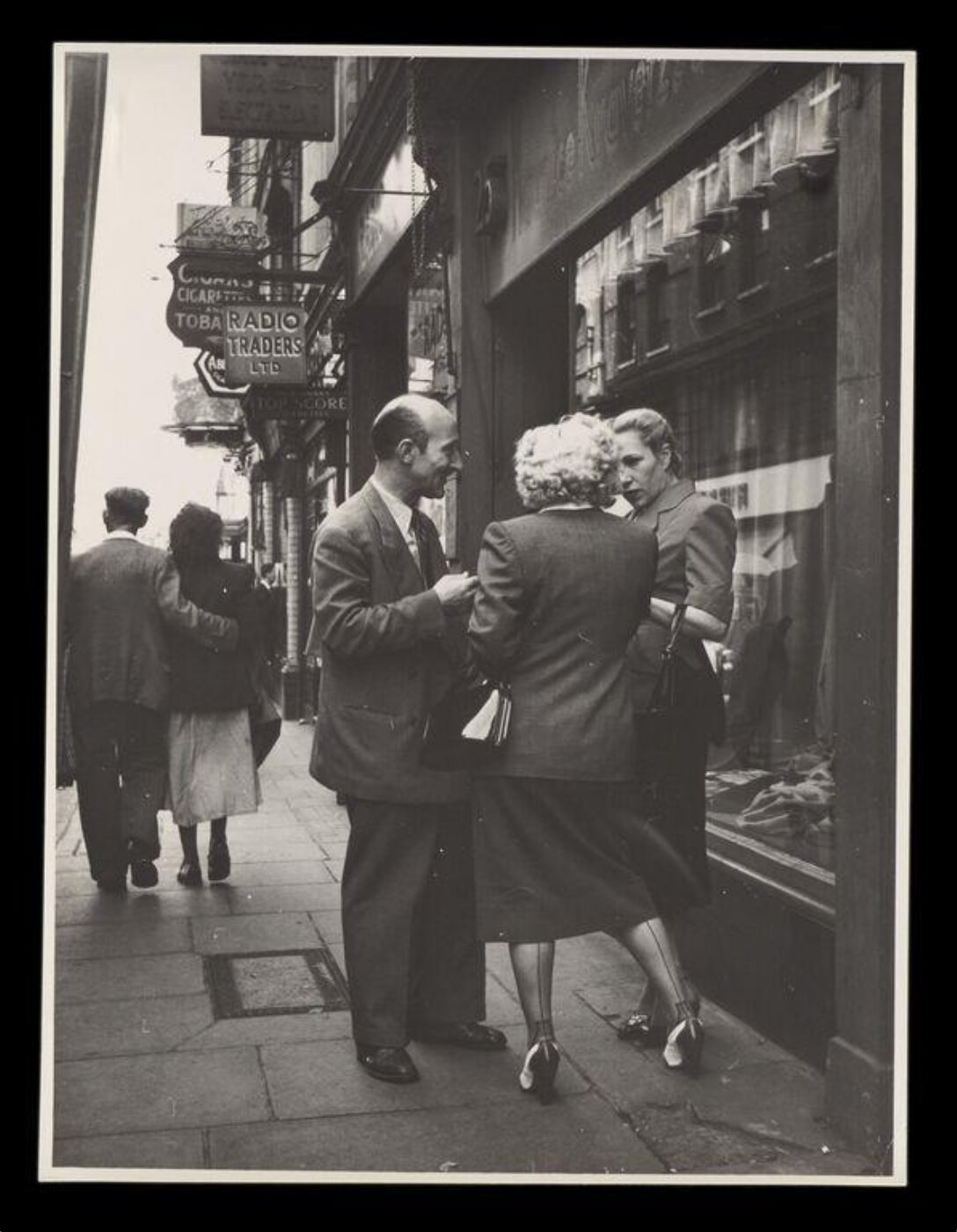 Hardy, Bert, What Makes Piccadilly?