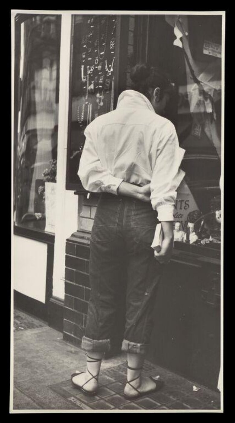 Hardy, Bert, What Makes Piccadilly?
