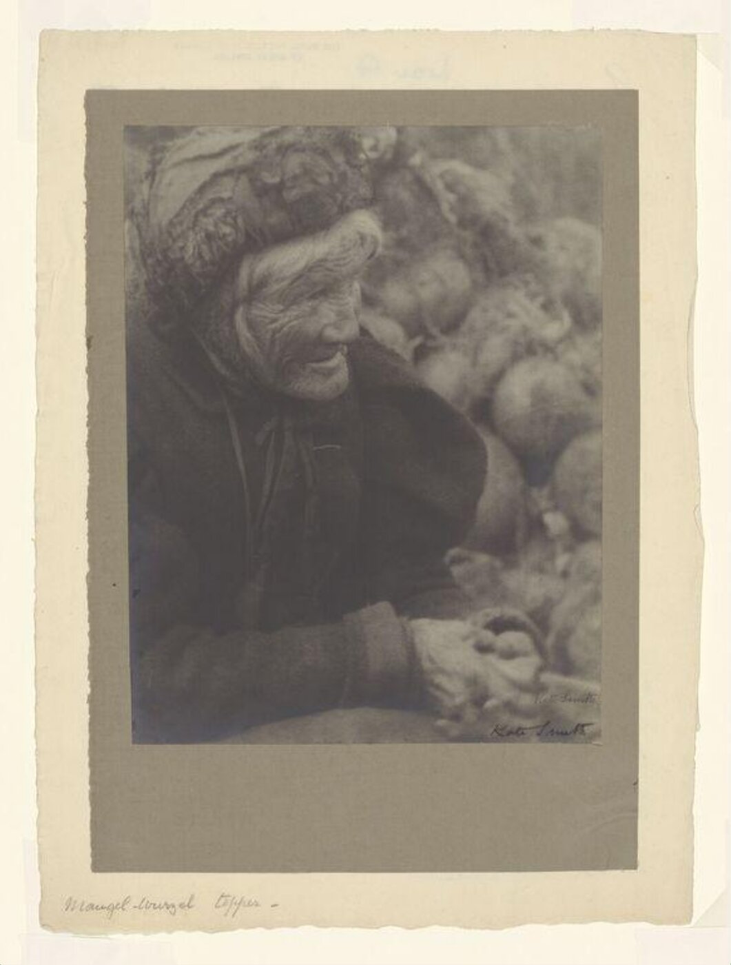 Smith, Kate, A Mangel-Wurzel Topper