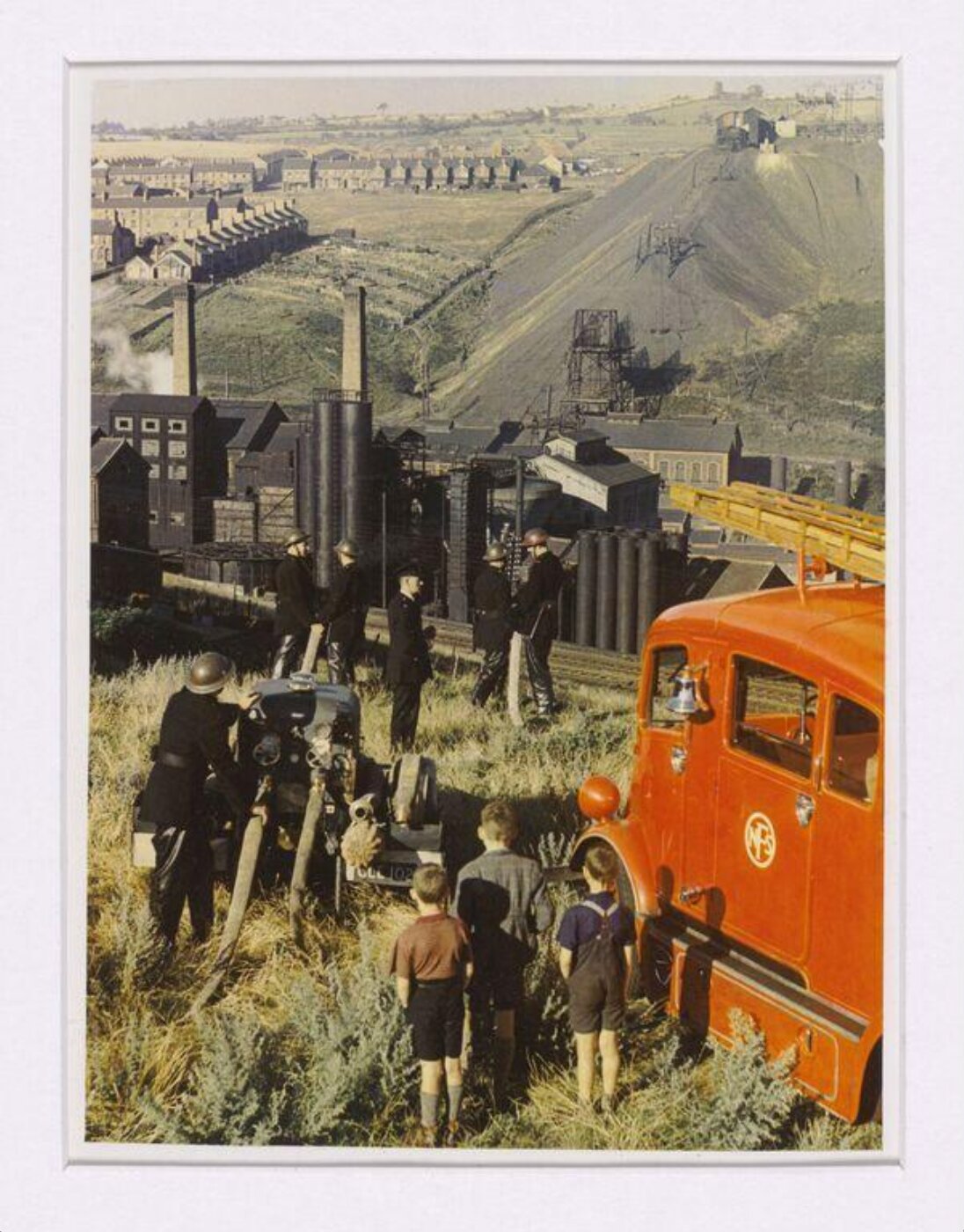 Hinde, John Wilfrid, Welsh Firemen in a Strategic Position Above the Pit-Head and Railway