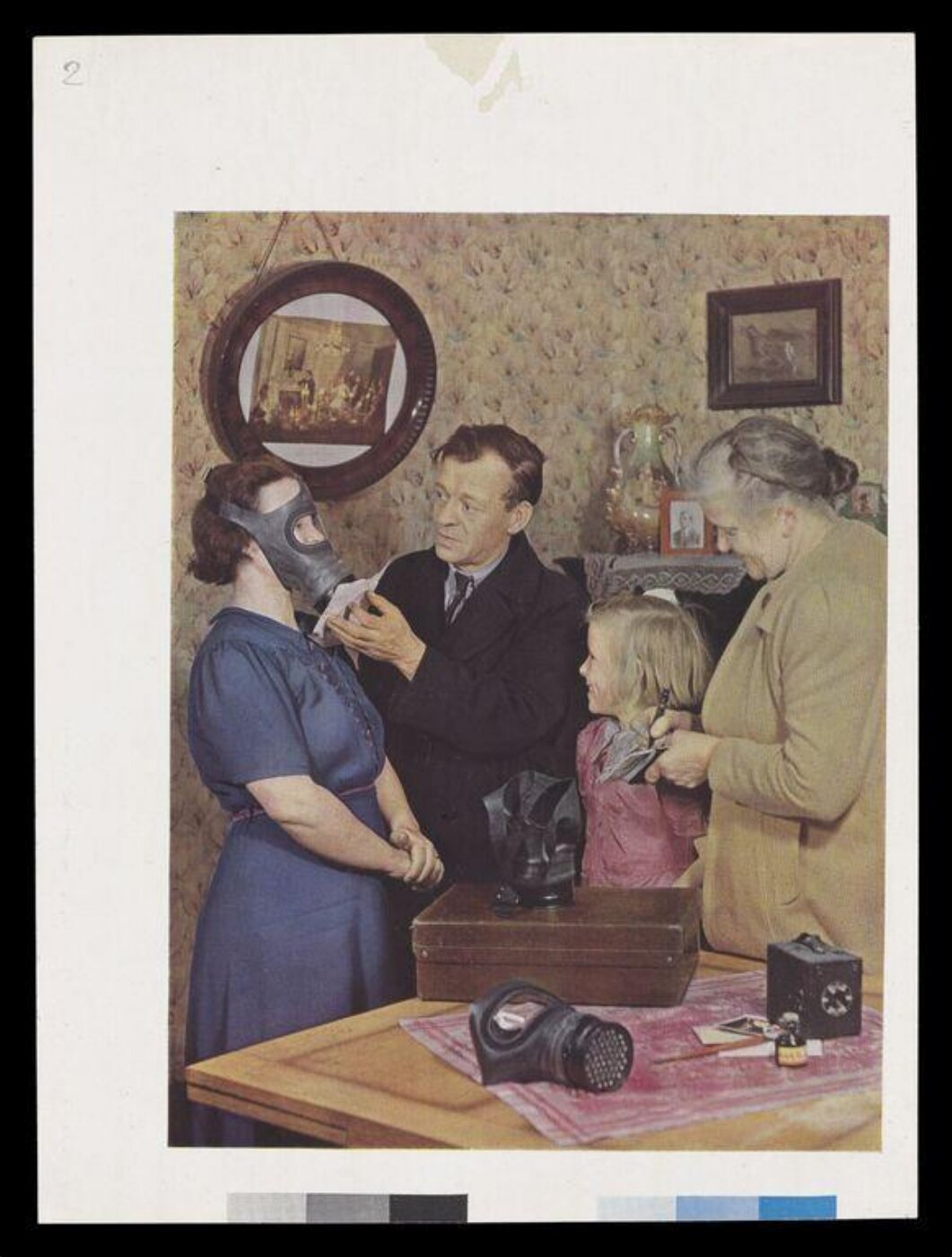 Hinde, John Wilfrid, Testing a Gas Mask